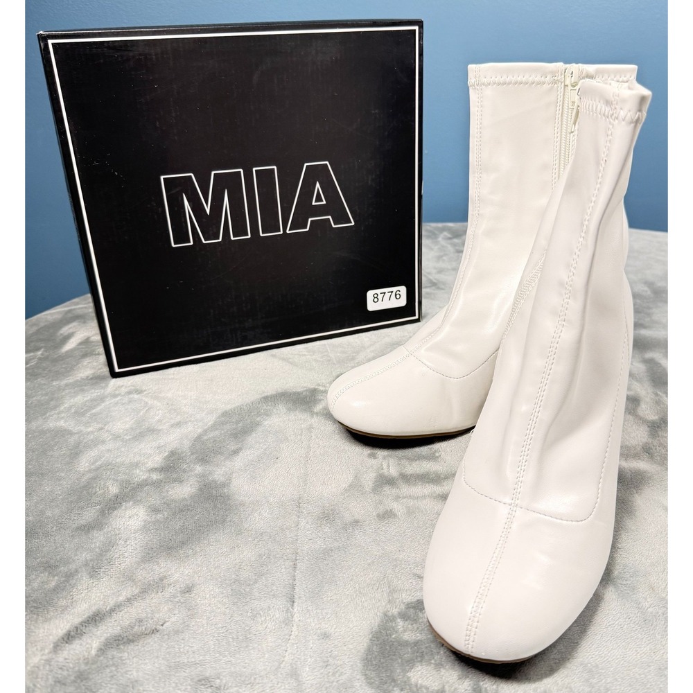 MIA Vickie P Boots Womens 10 White Stretch Sock Bootie Block Heel